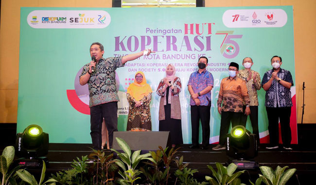 Pemkot Bandung, Menyelenggarakan Acara Puncak Perayaan HUT Koperasi Indonesia
