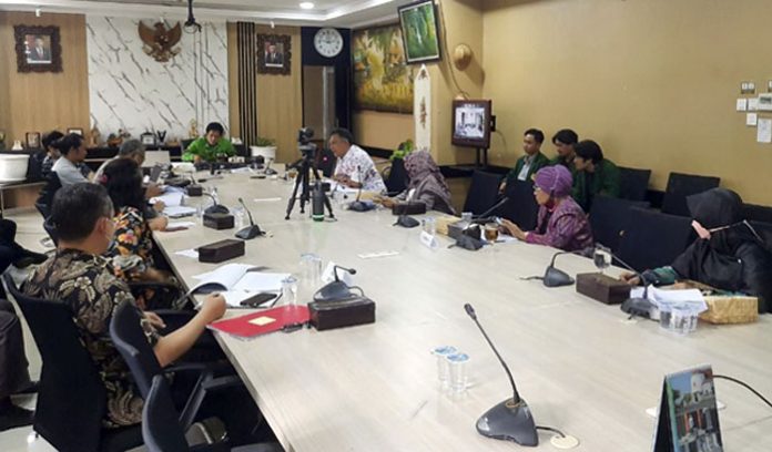 journalbroadcast Pansus 4 DPRD Kota Bandung Usulkan Muatan Lokal Masuk Kurikulum Pelajaran