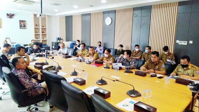 Pansus 8 Tinjau Fasilitas Sosial dan Umum di Kelurahan Kebonwaru