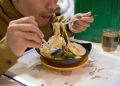 Lontong Kari Kebon Karet, 58 Tahun Bikin Lidah Pecinta Kuliner Bergoyang