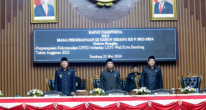 DPRD Serahkan Sejumlah Rekomendasi Hasil LKPJ Wali Kota Bandung Tahun 2023