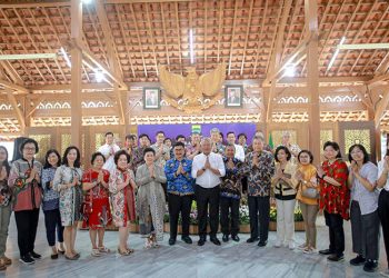 Di Hari Raya Tri Suci Waisak 2568 BE, Momentum Perkokoh Kerukunan dan Toleransi di Kota Bandung