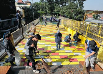 Bangkitkan Kembali Semangat Cinta, Cihampelas Indah dan Tertata dengan Bebersih