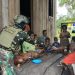 Satgas Yonif 503 Kostrad Gelar Komsos Rumah Ke Rumah, Disambut Gembira Warga Ginid
