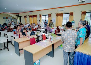 Plh Kadisdik Jabar Monitoring Evaluasi PPDB Tahap 2 SMAN 1 Palimanan dan SMAN 1 Cirebon