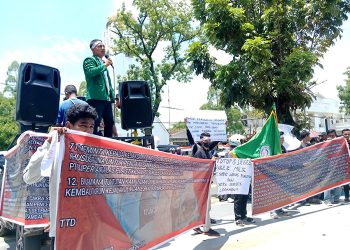 Aksi di Mapoldasu, BEM UMN AW Medan Desak Tangkap Pemilik PT Super Andalas Plastik & PT Cakra Sukses Logamindo