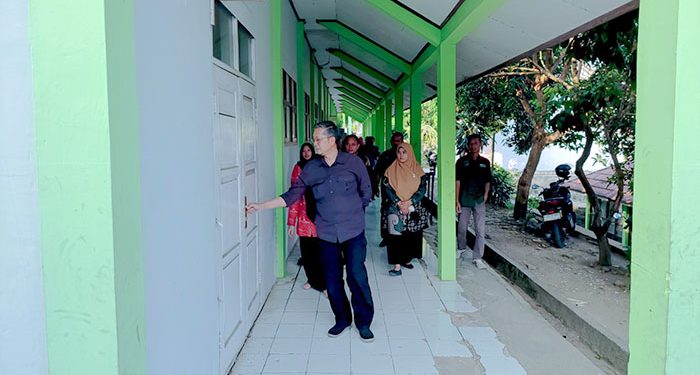 M. Ade Afriandi Apresiasi Pembangunan Asrama untuk Pelayanan Pendidikan di SMKN 1 Agrabinta