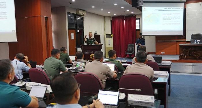 Kasum TNI Berikan Ceramah Kepada Peserta PPRA Angkatan LXVII Tahun 2024 Lemhannas RI