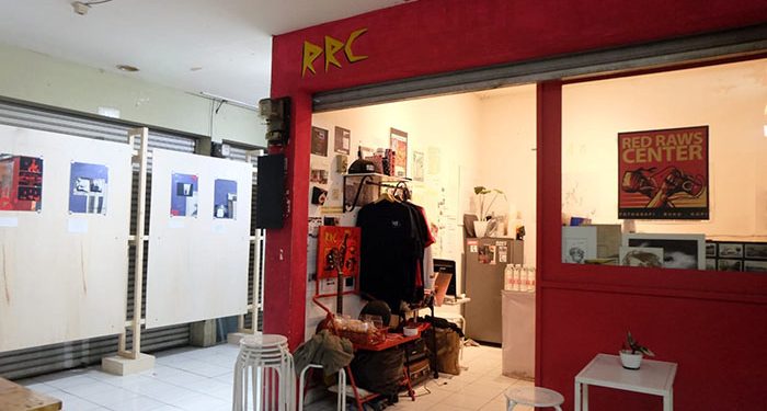 Asyik Belajar Fotografi di Pasar Antik Cikapundung