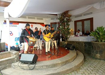Gelar Lomba Menyanyi untuk Pemusik Jalanan