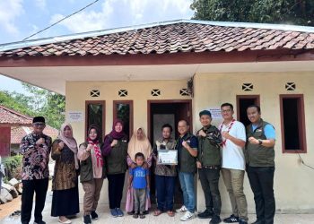 BAZNAS Jabar Bedah Rumah Pak Ayi Yang Hampir Roboh di Kabupaten Purwakarta
