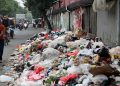 Sampah Menumpuk di Sudut Kota Bandung, Ketua RW Tertawa Iuran Sampah Bulanan yang Setor ke DLHK Lari nya ke Mana