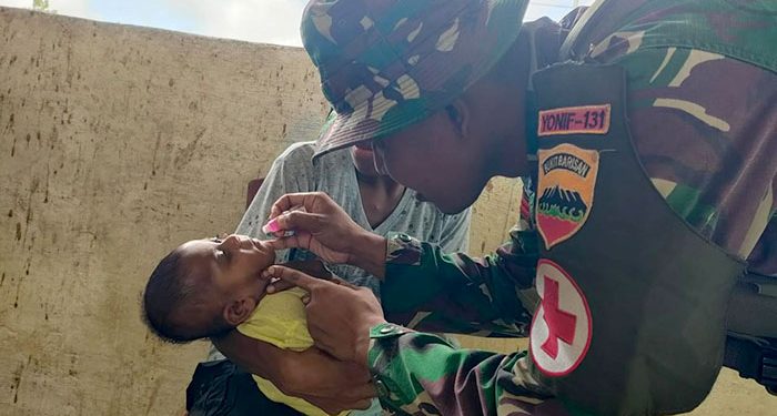 Satgas Yonif 131/BRS Gelar Posyandu di Kampung Kalimao