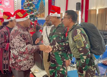 Satgas Yonif 323 Buaya Putih Bersama Forkopimda Ikuti Ibadah Gerbang Natal di Kabupaten Puncak