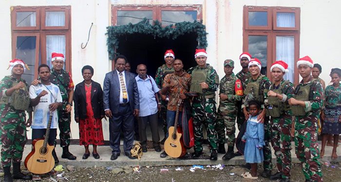 Warga Mbilusiga Sambut Hangat Komsos Habema