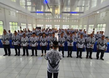 Lantik Pengurus PGRI Nias Utara, Ilyas Sitorus Minta Jaga Kekompakan dan Kebersamaan dan Terusla jadi Pembelajar