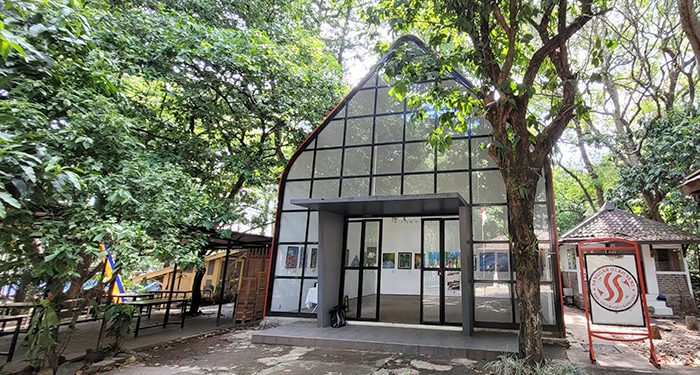 Galeri SOS, Tempat ‘Ngadem’ Sekaligus Apresiasi Seni di Babakan Siliwangi Bandung