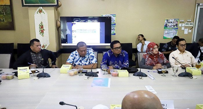 9 Eks Karyawan PT DI Beraudiensi dengan Komisi IV