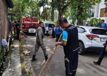 ASN DPRD Kota Bandung Ikut Partisipasi Program Jumat Bersih, Wujudkan Lingkungan Sehat