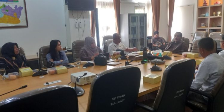 Komisi II DPRD Kota Bandung Kecewa Rapat Kerja Dibatalkan Mendadak oleh Direksi Perumda Pasar Juara