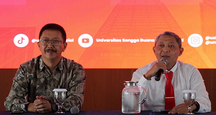 Pengabdian Kepada Masyarakat: Service With Impact – Kunci Komunikasi dan Pelayanan Berkualitas