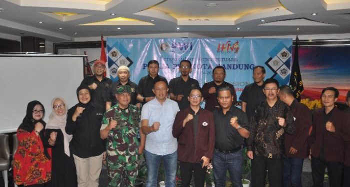 Ketua PWI Jawa Barat, Hilman Hidayat Kukuhkan Kepengurusan Pokja PWI Kota Bandung 2024-2026