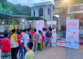 AQUVIVA Hadirkan Kesejukkan Ramadhan, Bagikan 450.000 Air Mineral untuk Berbuka Puasa di Seluruh Indonesia