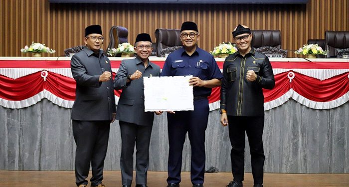 DPRD Kota Bandung Gelar Rapat Paripurna dan Sepakati Perubahan Perda No. 1 Tahun 2024 tentang Pajak dan Retribusi Daerah