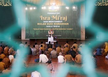 Peringati Isra Miraj : Salat dan Puasa Membentuk Manusia Taqwa