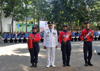 Peringati Hari Otonomi Daerah ke-29, Pemkot Cimahi Gelar Pengukuhan Tim Relawan Pemadam Kebakaran Angkatan II