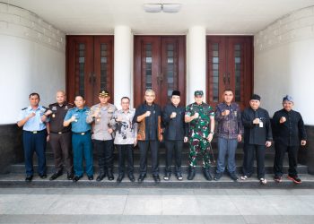 Forkopimda Sepakat Jaga Kota Bandung Kondusif, Farhan: Tindak Tegas Miras Ilegal