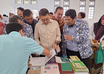 Dalam Peringati 70 Tahun KAA, Pos Indonesia Hadirkan Pameran Filateli di Bandung