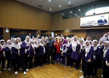 Peringati Hari Lanjut Usia Nasional ke 29 Tahun 2025, Edwin Senjaya Menerima Kunjungan Warga Kelurahan Rancanumpang, Kecamatan Gedebage