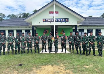 Dansatgas Yonkav 3/AC Laksanakan Kunjungan Kerja ke Jajaran Pos Satgas Guna Pelihara Moril Anggota