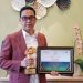 PT Pos Indonesia Raih Penghargaan Tertinggi TOP CSR Awards 2025