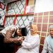 Wakil Wali Kota Bandung berikan Bantuan Bandung Nyaah ka Indung