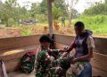 Bakti TNI di Perbatasan Papua: Satgas Yonif 131/Brajasakti Hadirkan Pelayanan Kesehatan untuk Warga Uskwar