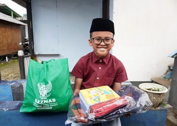 BAZNAS Provinsi Jawa Barat Salurkan Bantuan ke 56 Anak Yatim di Pesantren Tahfidz Quran Al Muqarrabun
