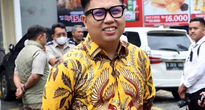 Respon  Anggota Dewan Radea Respati, Tentang Teras Cihampelas
