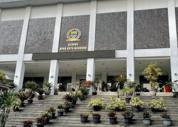 Edwin Senjaya Lantik Dewan Hakim Lomba Seni Qasidah Indonesia 2025