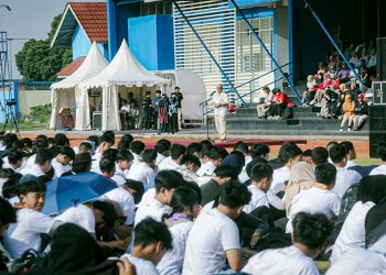 Farhan Beri Kuliah Umum Tahap Pertama TPB untuk 9.720 Mahasiswa Baru Unpad