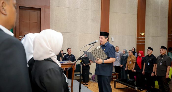 Lantik 16 Pejabat Fungsional, Sekda: Jabatan Itu Amanah Penuh Integritas