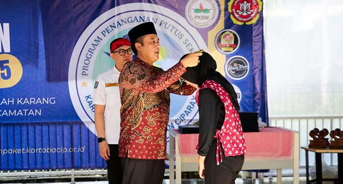 Karang Taruna Babakan Ciparay Wisuda 64 Peserta Program Penanganan Putus Sekolah