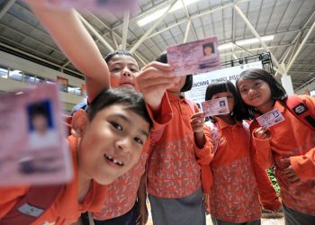 Peringati HAN 2025, Kejari Berkolaborasi dengan Pemkot Bandung Bakal Catat Rekor Bagikan 52.010 KIA