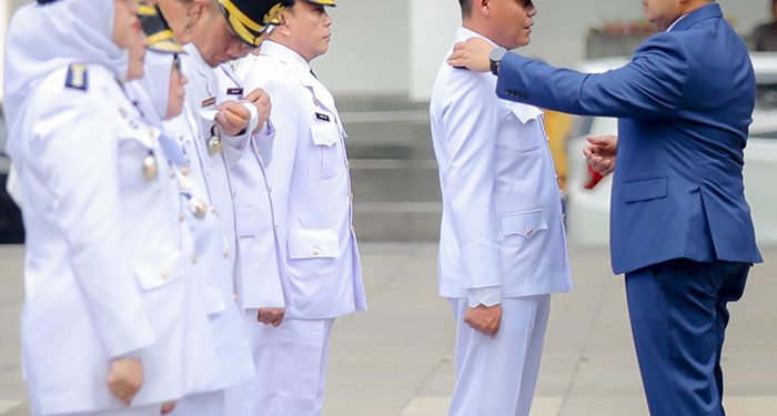 Wali Kota Bandung Lantik 90 Pejabat Baru, Tegaskan Jawab Kritik dengan Kerja Nyata
