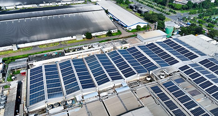 Perkuat Semangat Hari Ozon Sedunia dan Transisi Energi Bersih, WINGS Group Pasang PLTS Atap 36 MWp di Delapan Pabrik