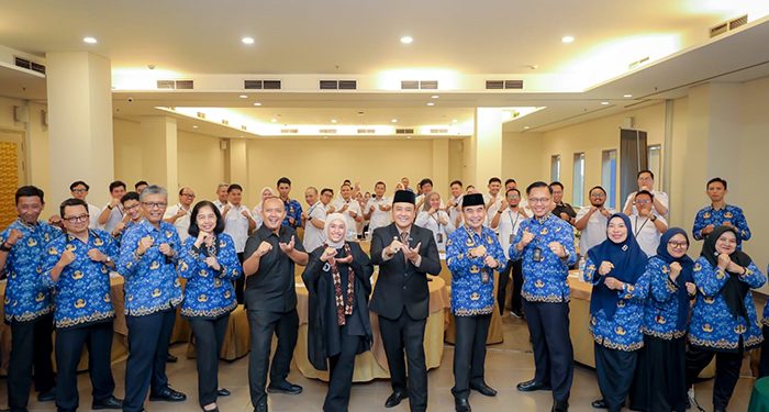 Pegawai Disdukcapil Kota Bandung Dilatih Berkomunikasi, Tingkatkan Mutu Pelayanan