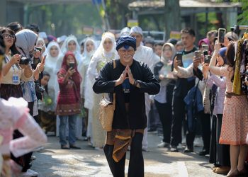 Pemkot Bandung hadiahi KK, KTP, Hingga Fasilitas Bulan Madu, Nikah Gratis di MPP