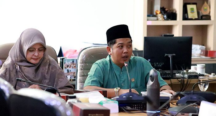 Pansus 8 DPRD Kota Bandung Gelar Rapat Kerja Bersama Bagian Kesra dan Bagian Hukum Setda Raperda Tentang Finalisasi Fasilitasi Penyelengaraan Pesantren