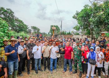 Asep Sudrajat, Tinjau Jalan Inspeksi Sungai Cidurian Bersama Warga